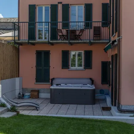 Diamond Apartment *